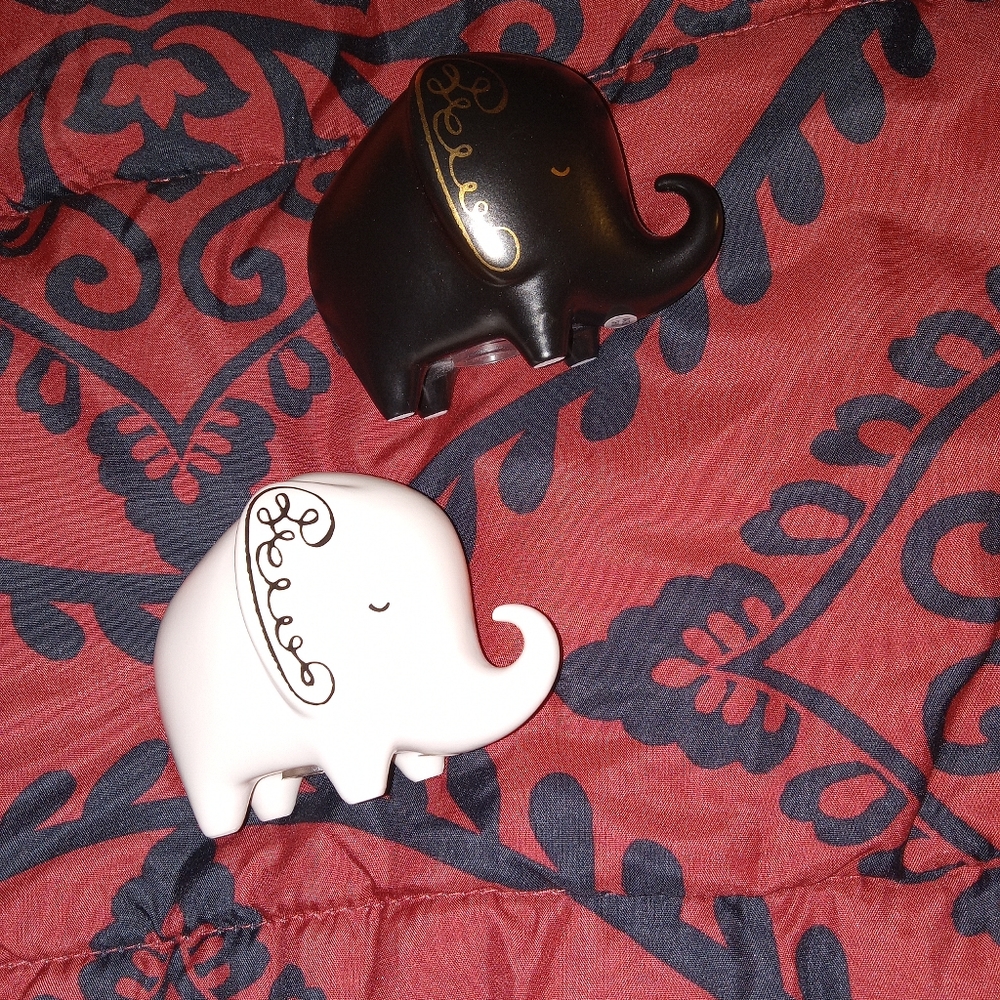 Kate spade ♤ Elephants salt pepper